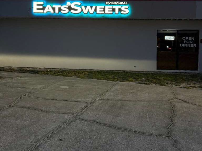 Eats&Sweets by Michael exterior